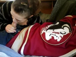 Amatőr indiai feleség szórakozik ingyen érett szex a férjével a konyhában