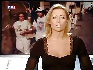 Nagyon aranyos tini Zaya Cassidy akar valami nagy kakas a ingyen szex szájában és a punci